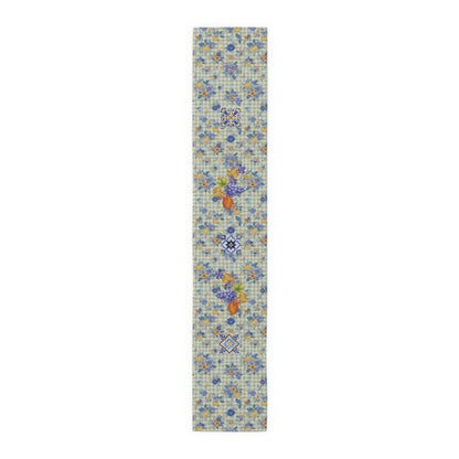 Grape & Pumpkin fall table runner, close view of the hemmed edge and gingham ground